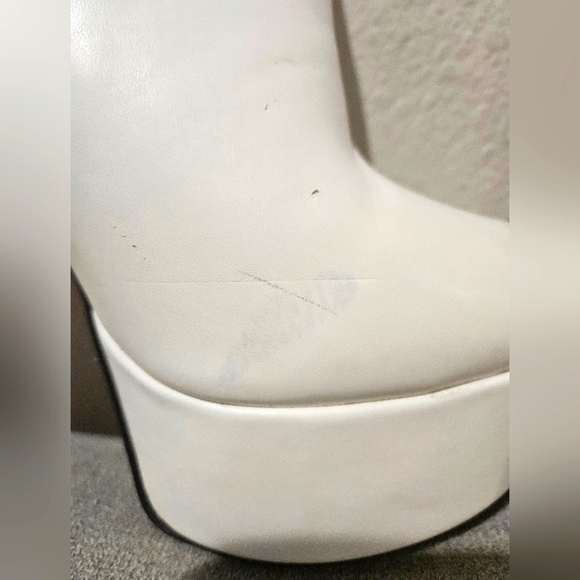 Sold on depop.  Wemons White Platforms with Pink Flames - Picture 5 of 5